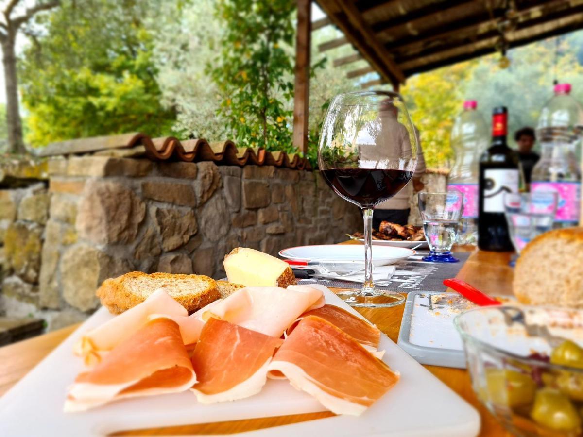 Podere La Zinzinina - Villa Intera Montecatini Val di Cecina Kültér fotó